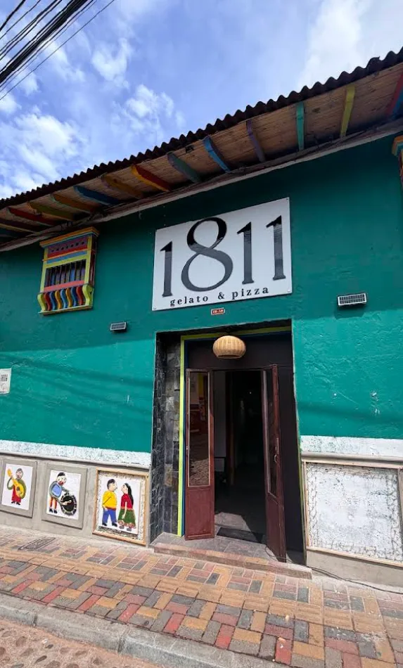 1811 Gelato & Pizza storefront, Guatapé