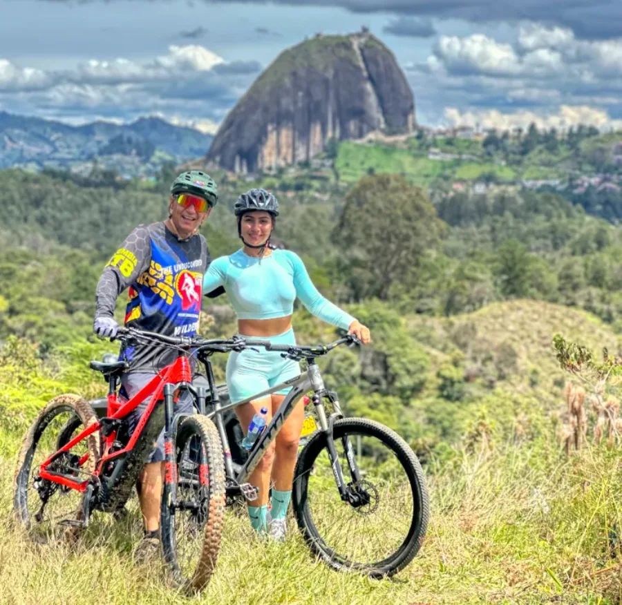 Mountain Bike Colombia cyclists with La Piedra, Guatapé